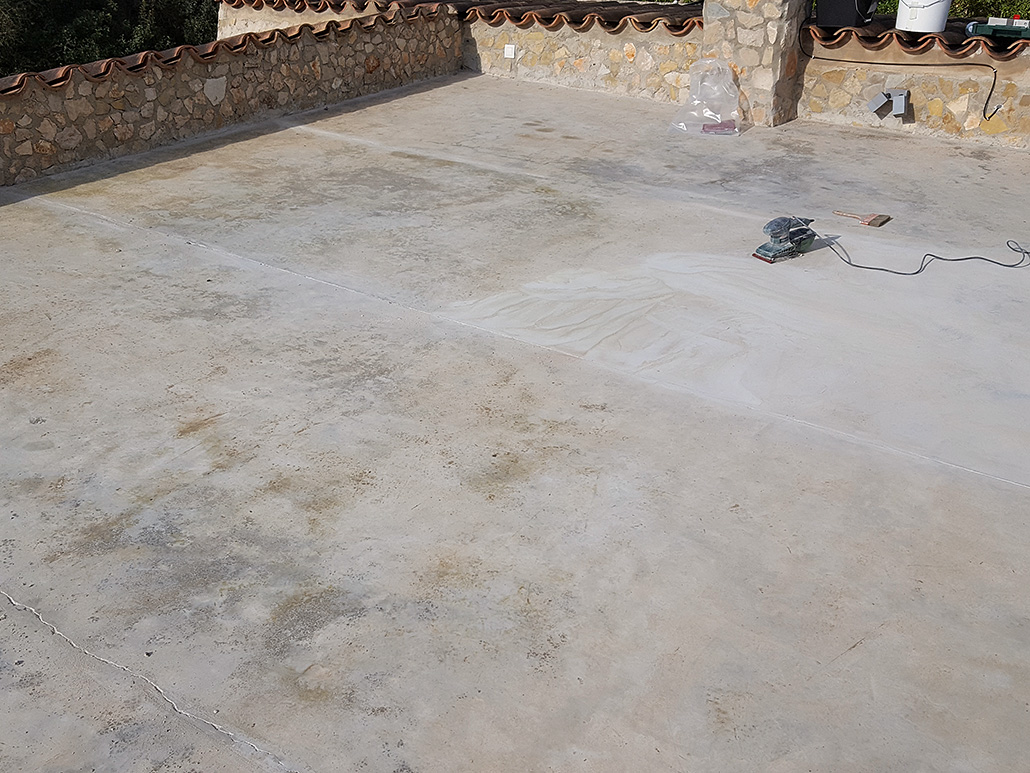 Preparación y limpieza de terrza para reforma en Son Servera, Mallorca